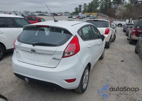 2014 Ford Fiesta Se z USA, uszkodzony, nr VIN 3FADP4EJXEM108481